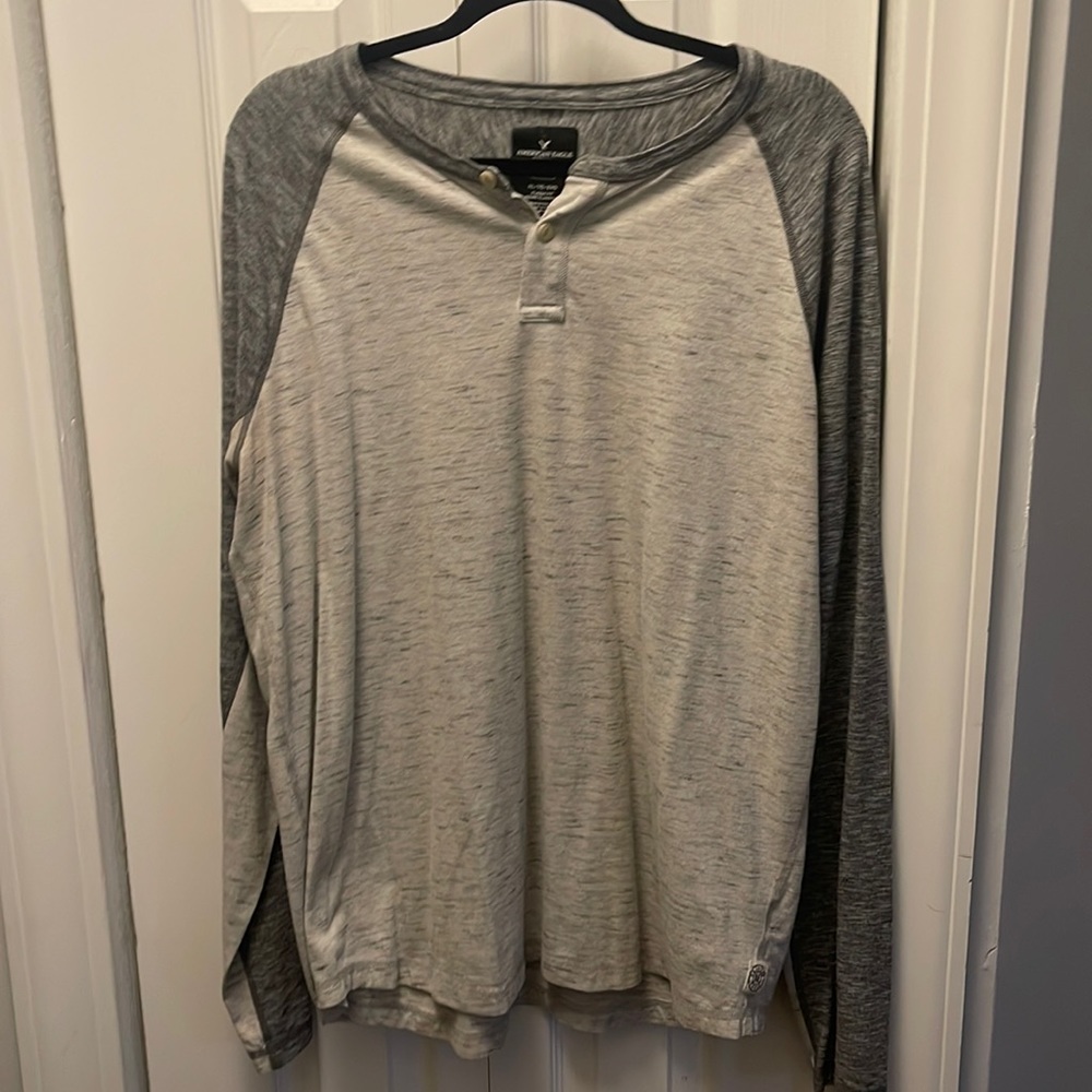 AE long sleeve tee shirt